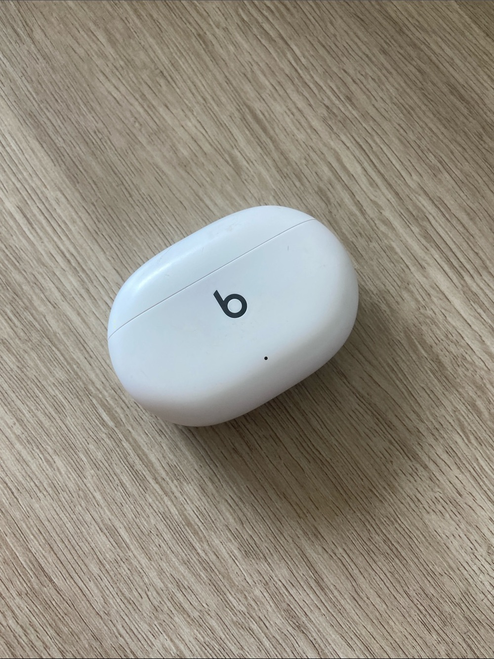Beats by Dre True Wireless Earbuds Charging Case - White